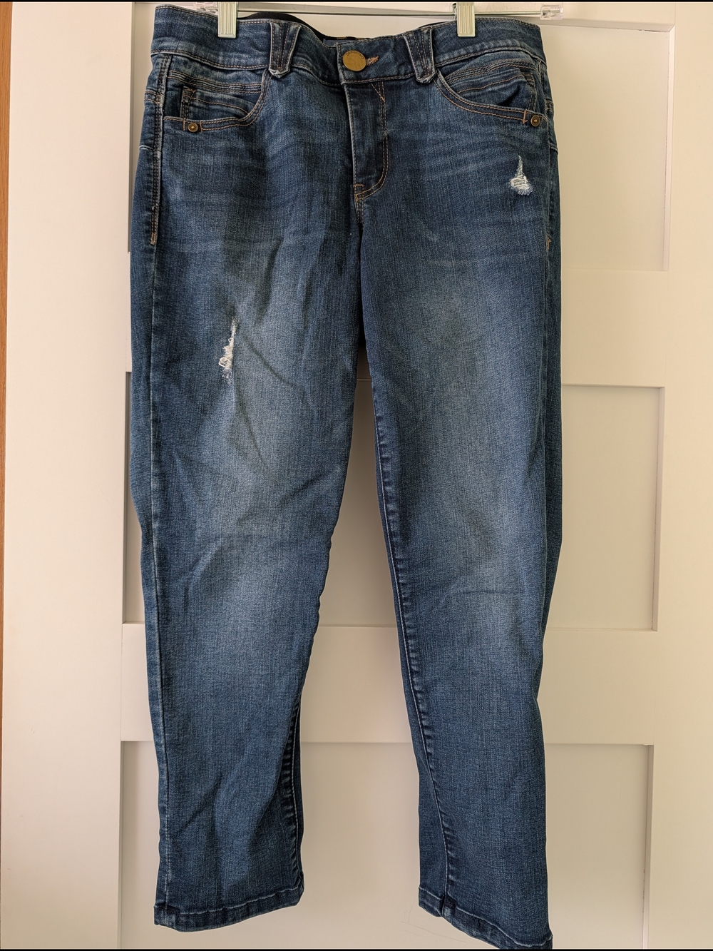 Democracy "Ab"solution Distressed Crop Jeans Women's Size 8 Petite Dark Wash